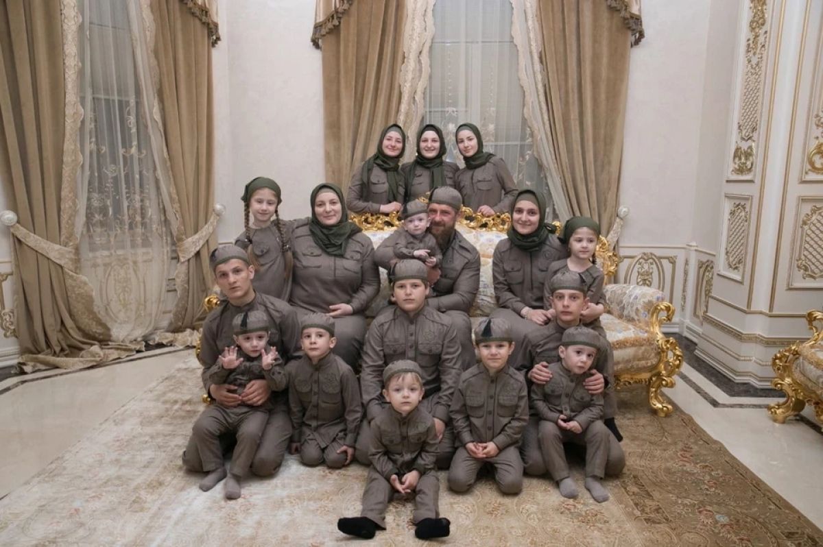 США ввели санкции против Кадырова, детского омбудсмена рф, неонацистов - фото