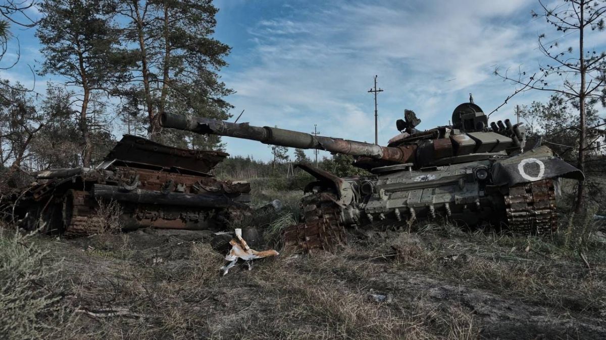 Более половины танков в Украине - от россии, указывают в британской разведке - фото