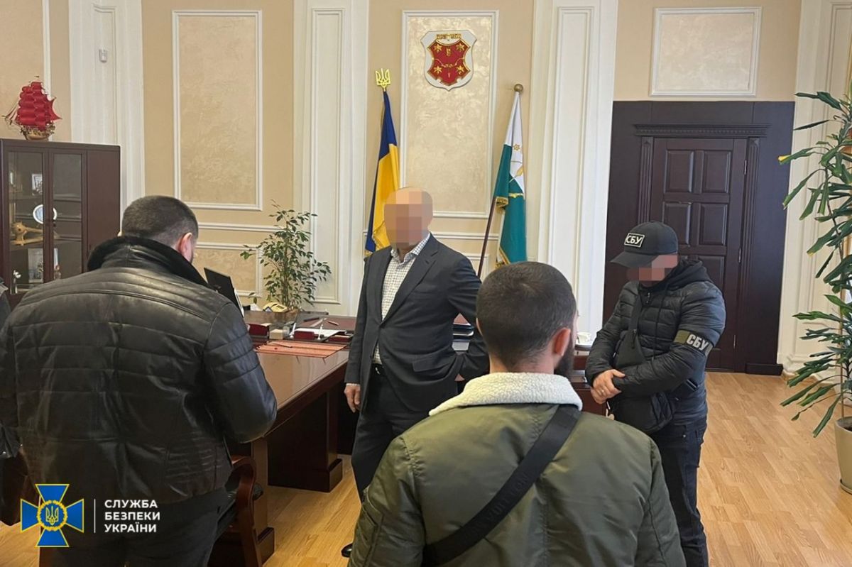 Мэру Полтавы сообщено подозрение в обнародовании размещения позиций ВСУ - фото