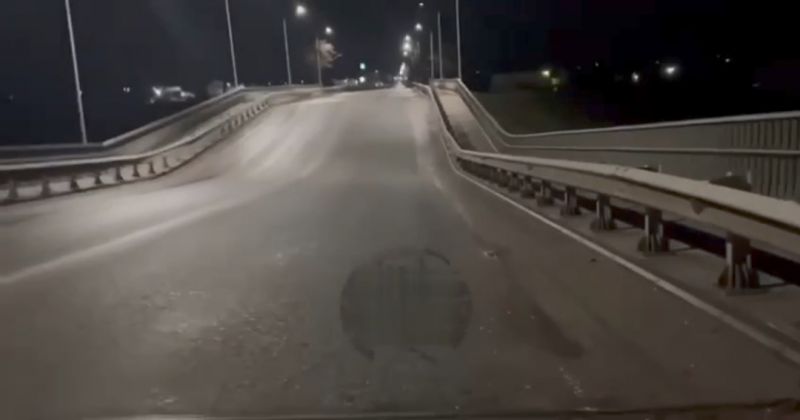 “Устал” стратегически важный мост на Запорожье - фото