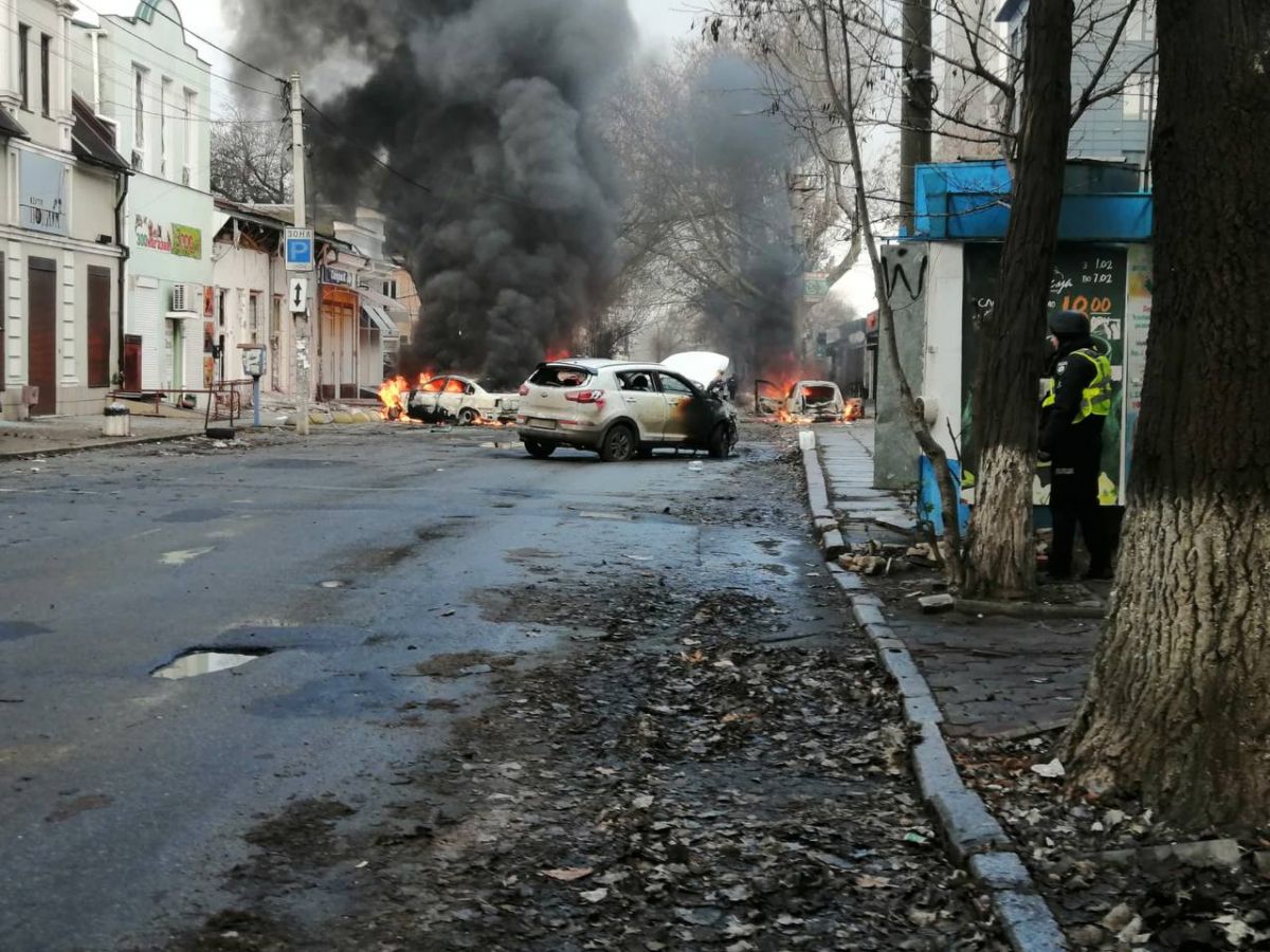 В Херсоне россияне целенаправленно ударили в самое людное место - фото