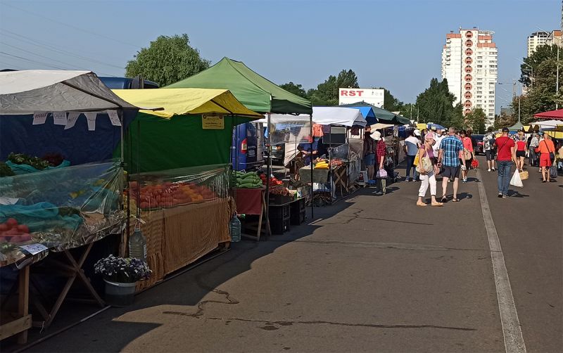 16-21 мая в Киеве проходят районные продуктовые ярмарки - фото
