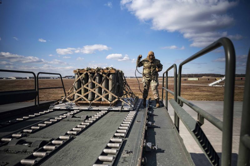 США объявили о предоставлении Украине помощи по безопасности на 425 млн долларов - фото