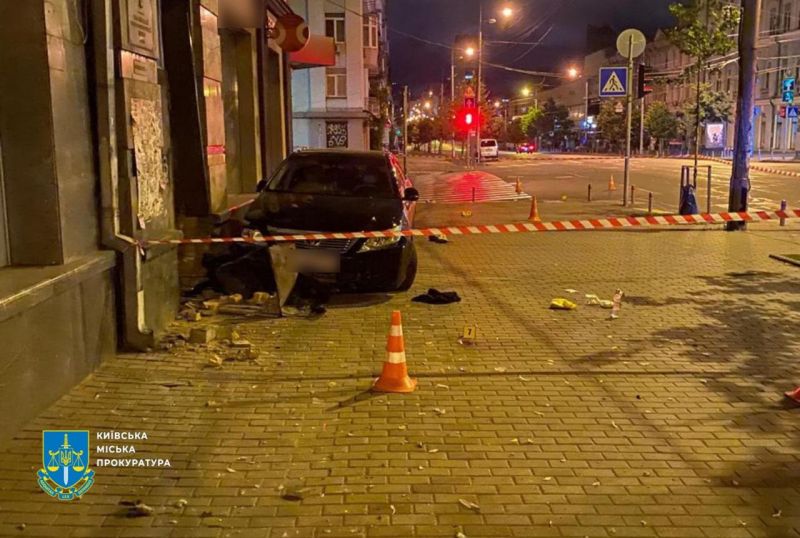 Женщина, сбитая пьяным сотрудником прокуратуры, скончалась в больнице - фото