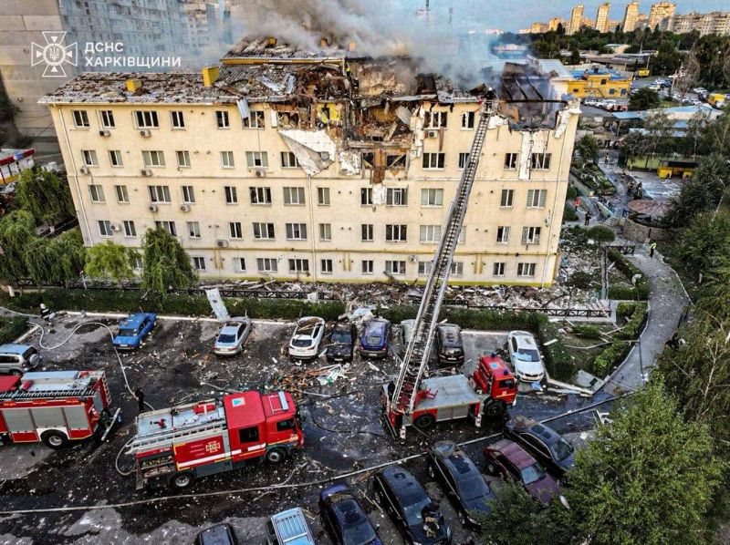 Жилой дом в Харькове россияне атаковали целенаправленно - фото