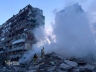 В результате массированной комбинированной атаки на Киев разрушена многоэтажка